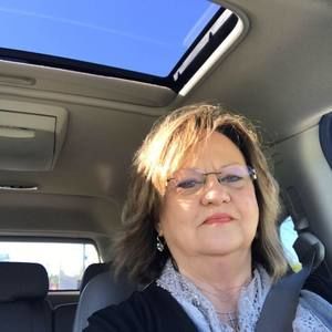 Meet your Posher, Delores